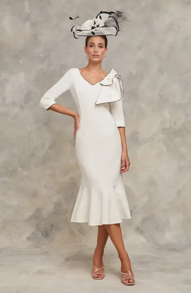Claudia C Vinci Ivory Black