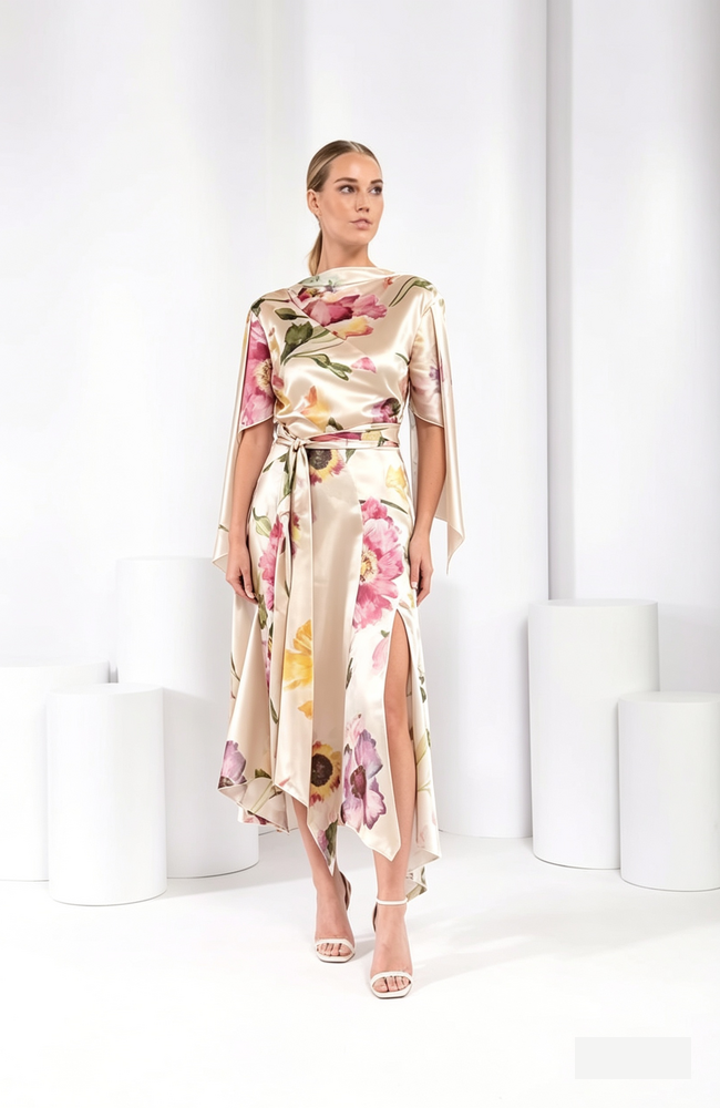 Kevan Jon Como Champagne Floral