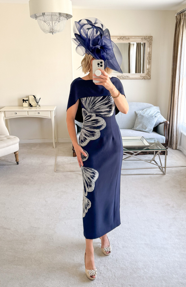 John Charles 66701 Navy / Ivory