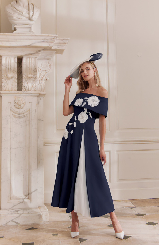 John Charles 29358 Navy / Ivory