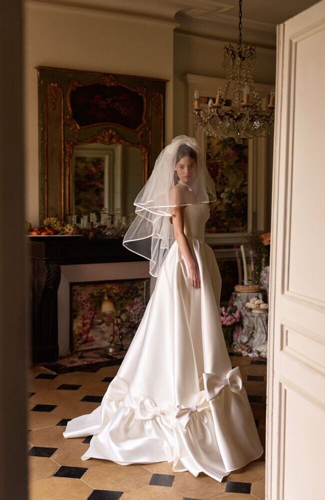 Milla by Lorenzo Rossi Veluna