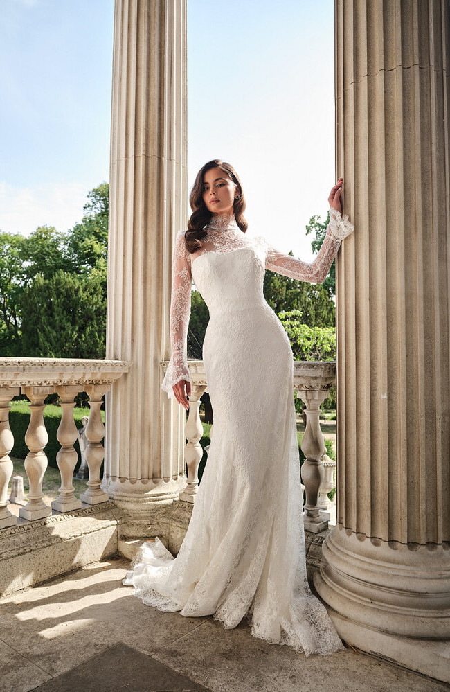 Suzanne Neville Aurora