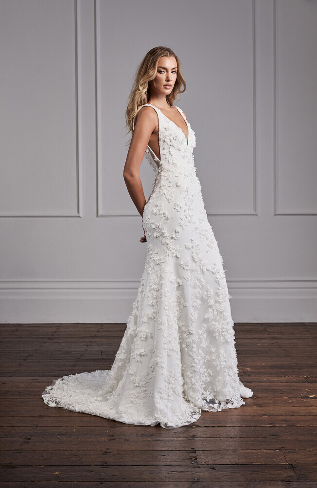 Suzanne Neville Splendour