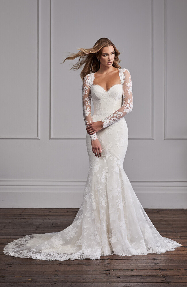 Suzanne Neville Solenne