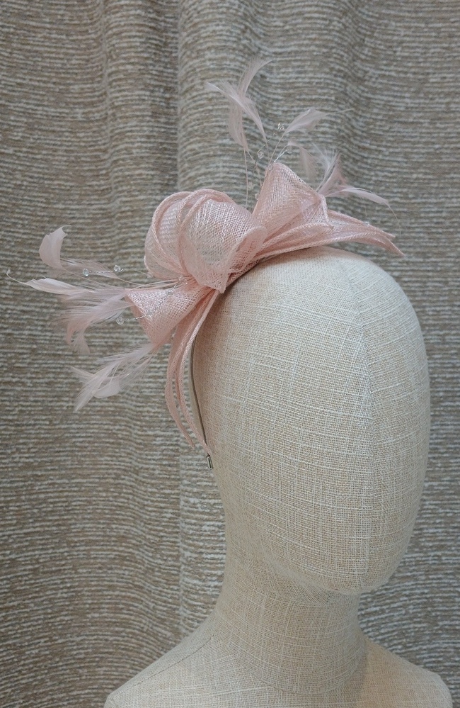 The Wedding Shop Jitters Style 1 Fascinator In Candy