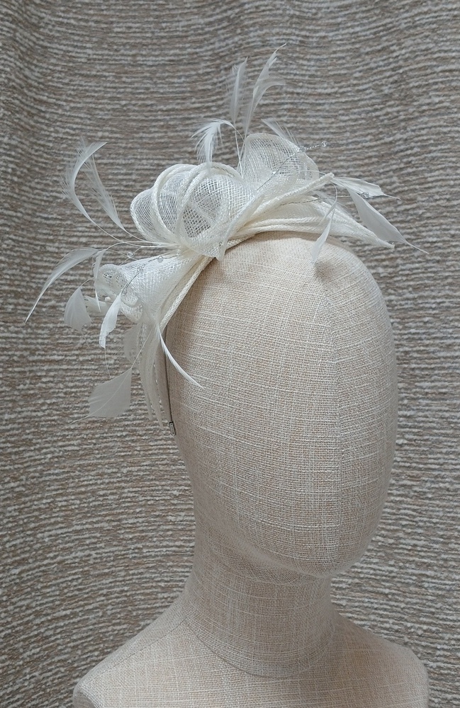 The Wedding Shop Jitters Style 1 Fascinator In Ivory