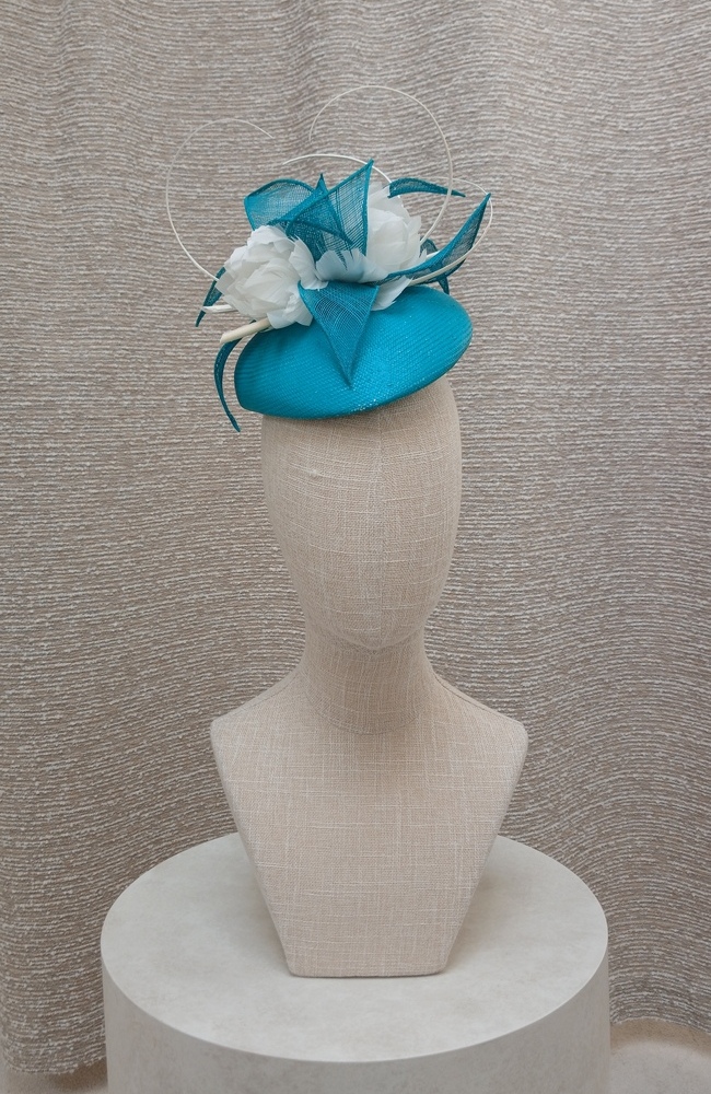 Hostie Hats Durham Fascinator In Peacock
