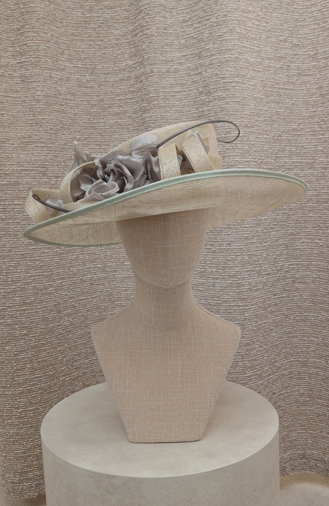 John Charles VX201 Fascinator In Mint & Silver