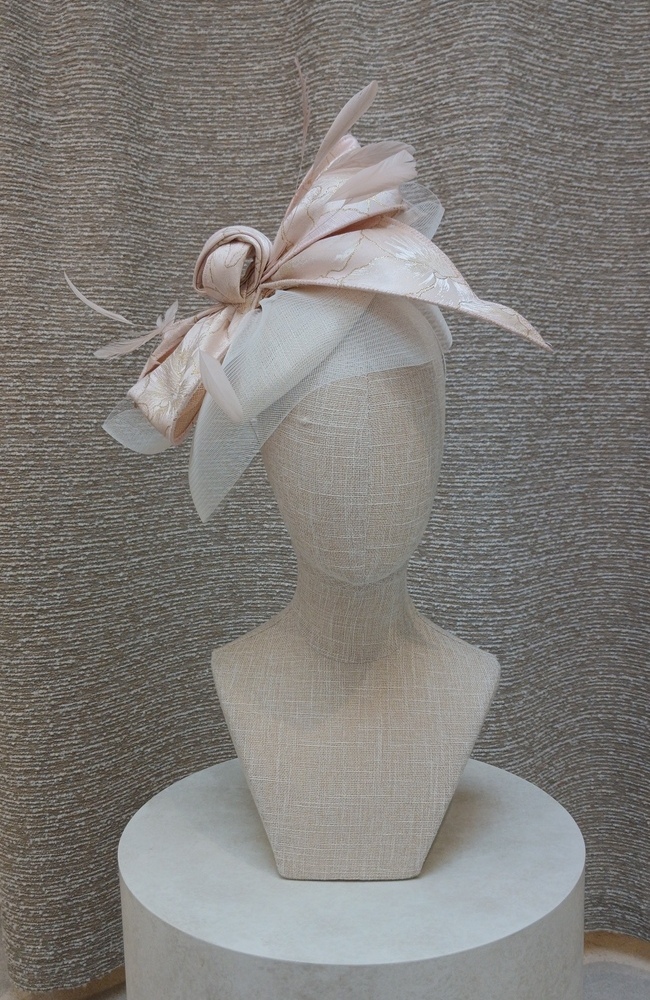 Snoxell & Gwyther 2305 Fascinator In Pink & Ivory