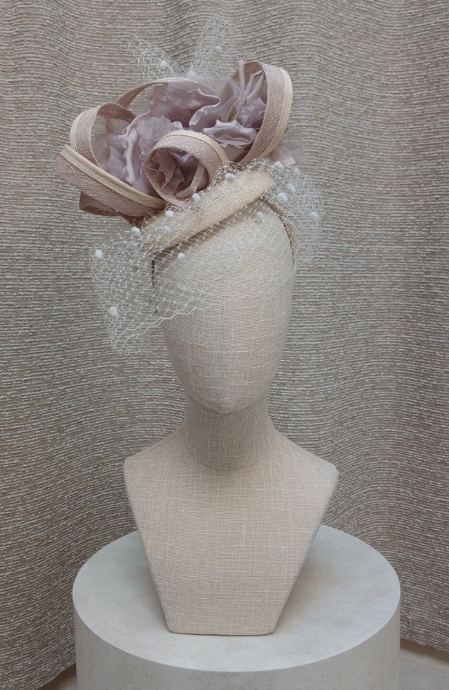 Snoxell & Gwyther RJ903 Fascinator In Ivory & Taupe