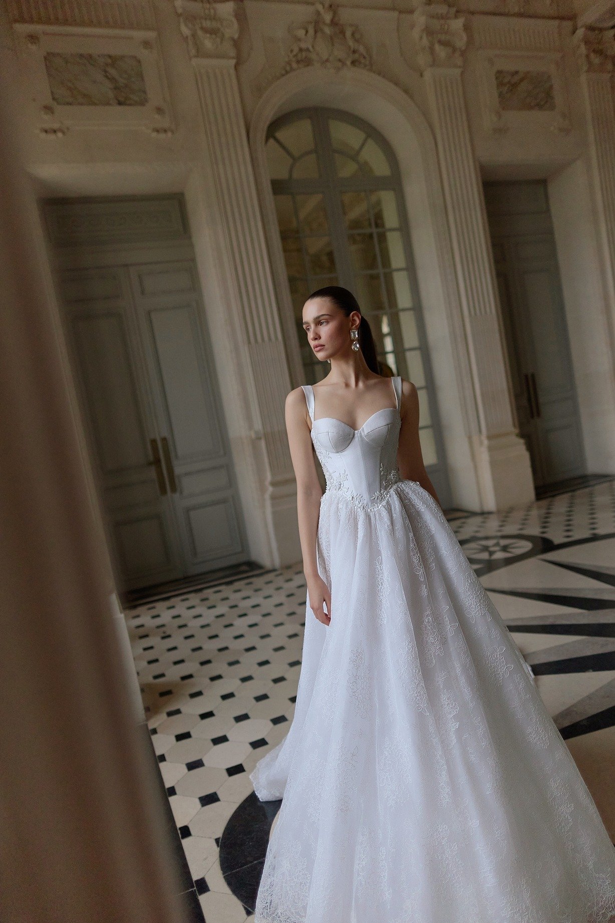 Wona Concept Ondine wedding dress, Maison Blanche collection, photo 1